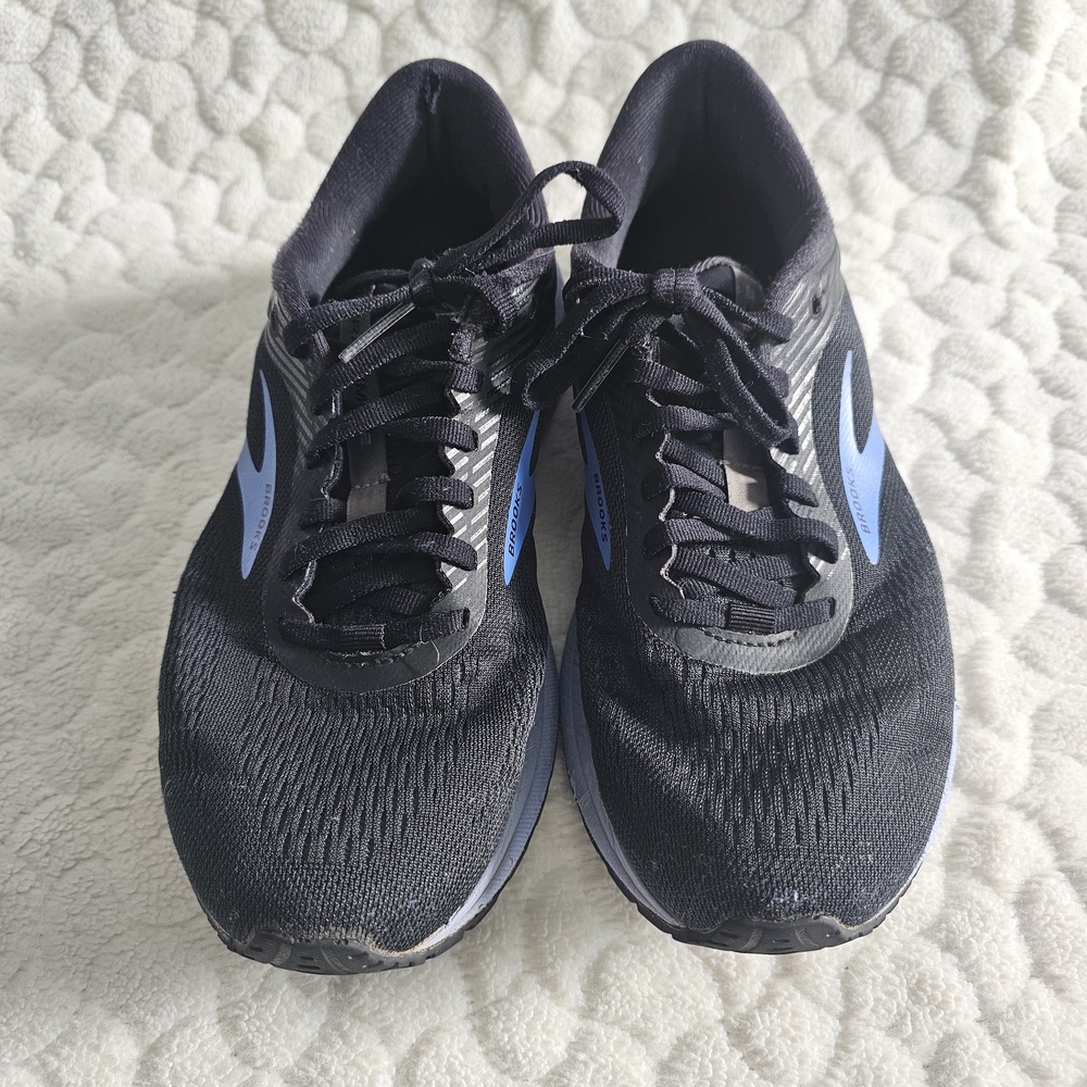 Brooks Black and Blue Athletic Shoes - Picture 2 of 10